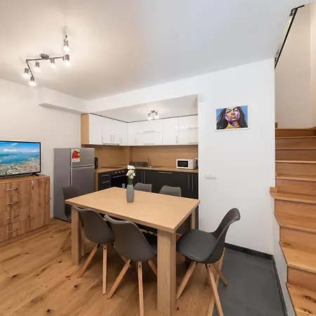 Smart Apartament Warna